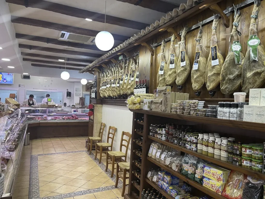 AA700631-9D83-412A-899A-AACE1246011A copia